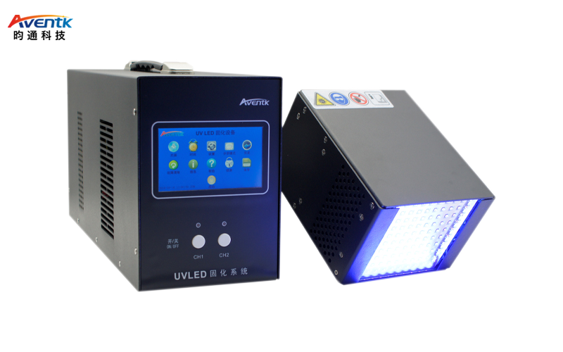 醫療行業固化設備怎么選？ 探索醫療領域中UVLED固化設備的廣泛應用與優勢，為何能多樣場景適配？